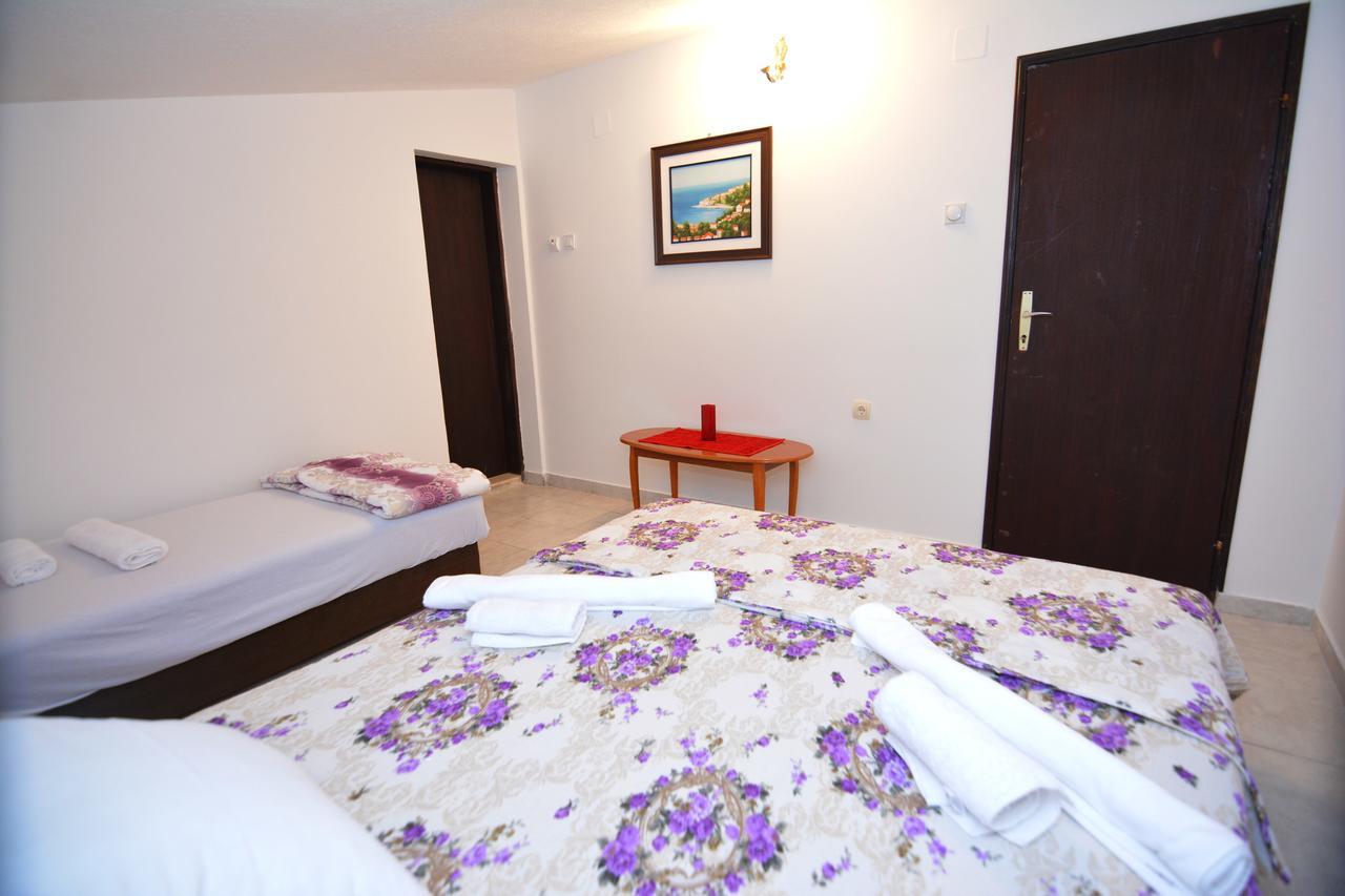 Apartments Jovana Petrovac Ngoại thất bức ảnh