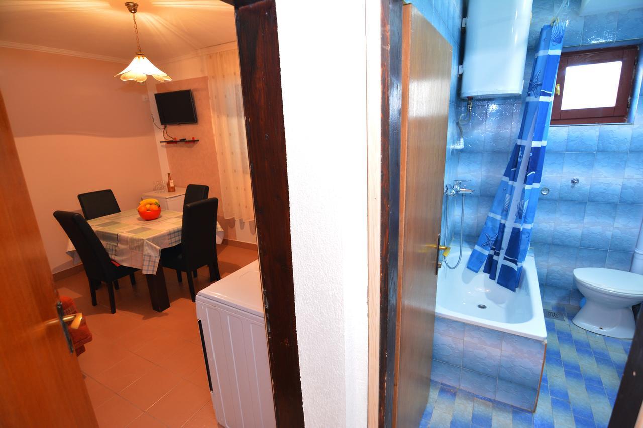 Apartments Jovana Petrovac Ngoại thất bức ảnh